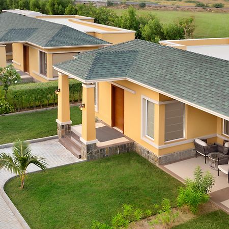 Hawthorn Suites By Wyndham Dwarka المظهر الخارجي الصورة