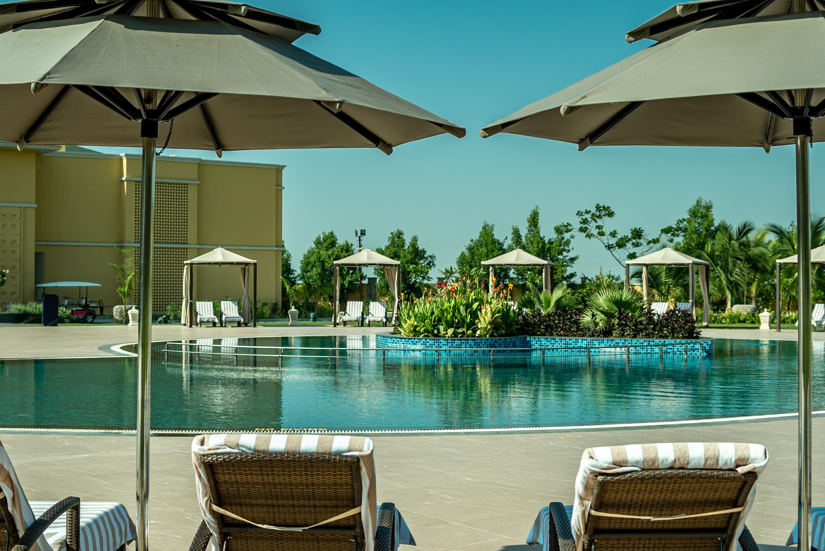 Hawthorn Suites By Wyndham Dwarka المظهر الخارجي الصورة