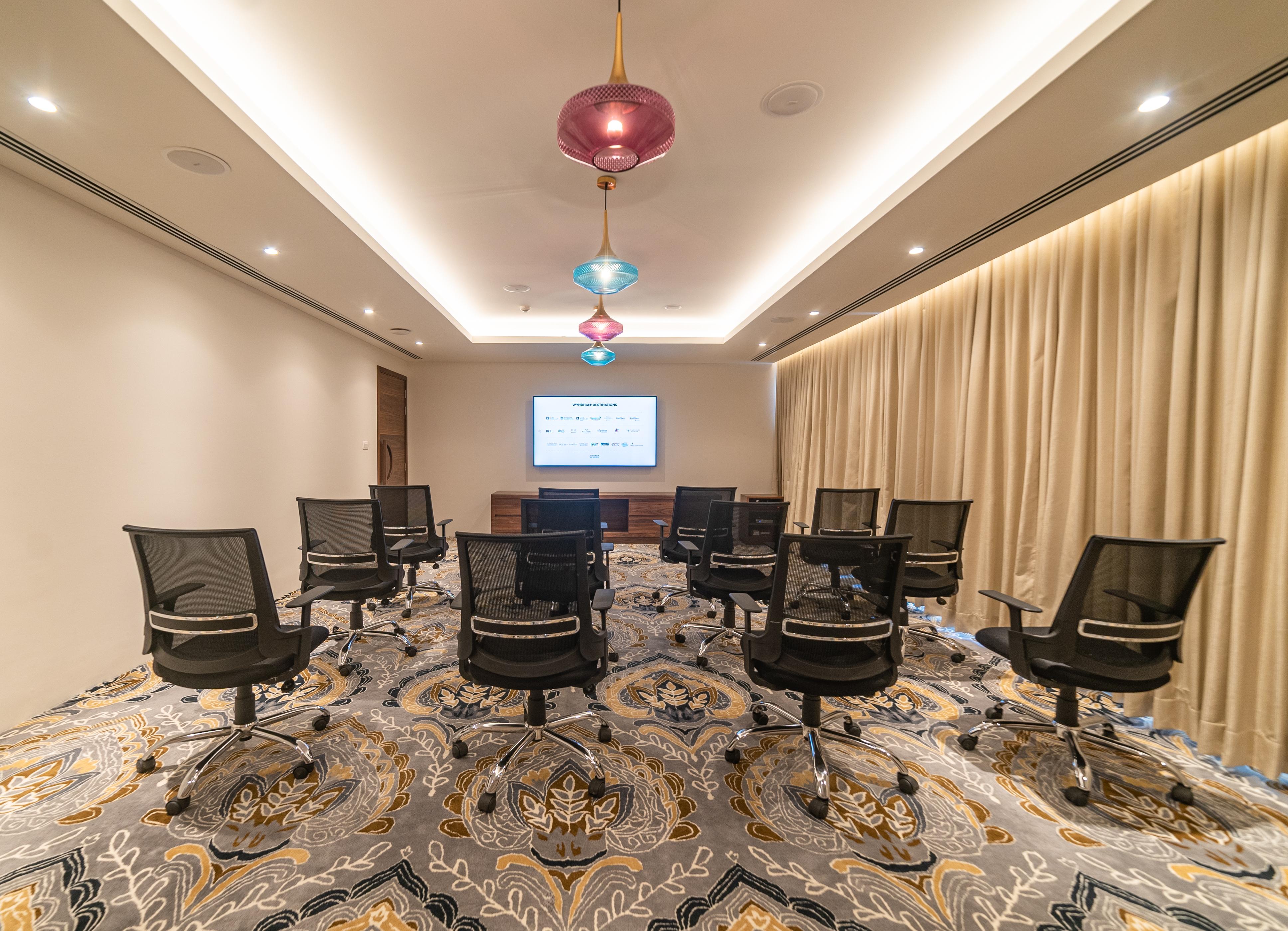 Hawthorn Suites By Wyndham Dwarka المظهر الخارجي الصورة
