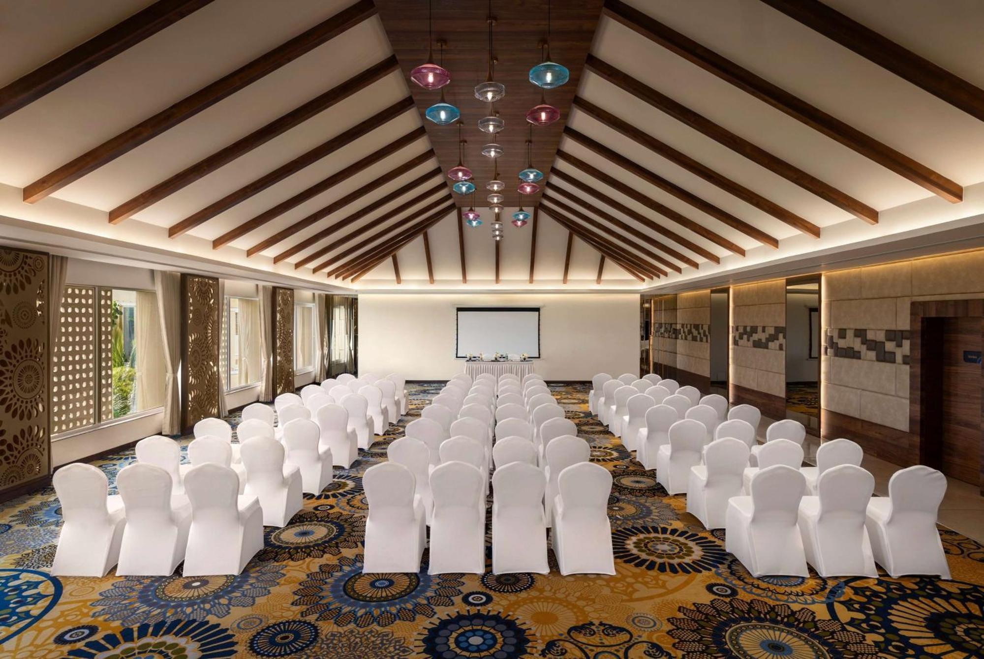 Hawthorn Suites By Wyndham Dwarka المظهر الخارجي الصورة